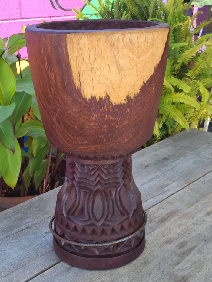 Hare Shell 13.75"x 24.75"