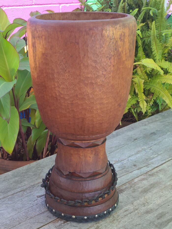 Iroko Shell 13.5"x 25.5"