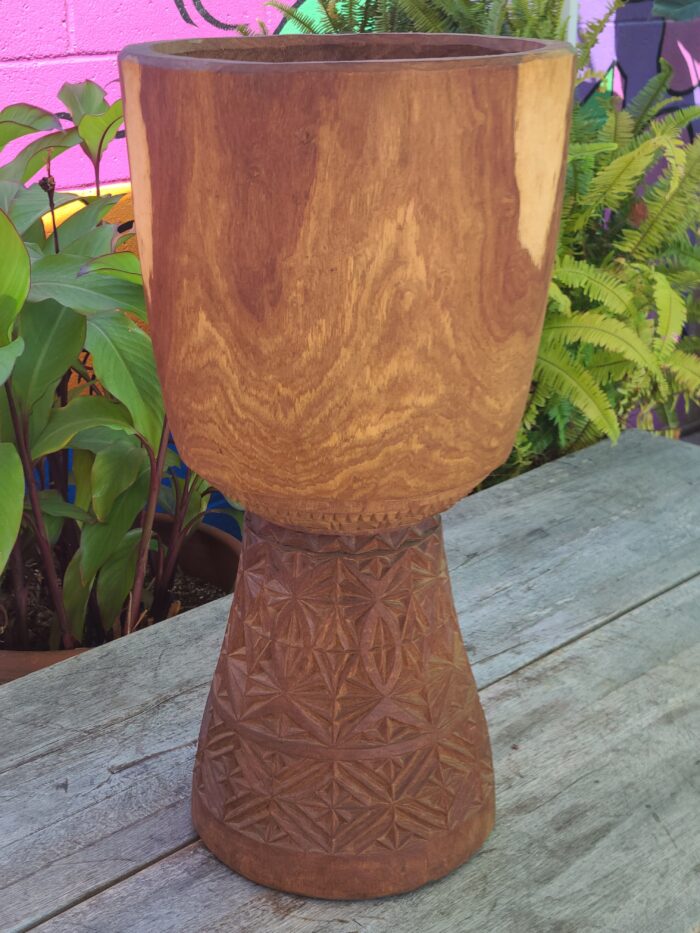 Hare Shell 13.25"x 25.5"